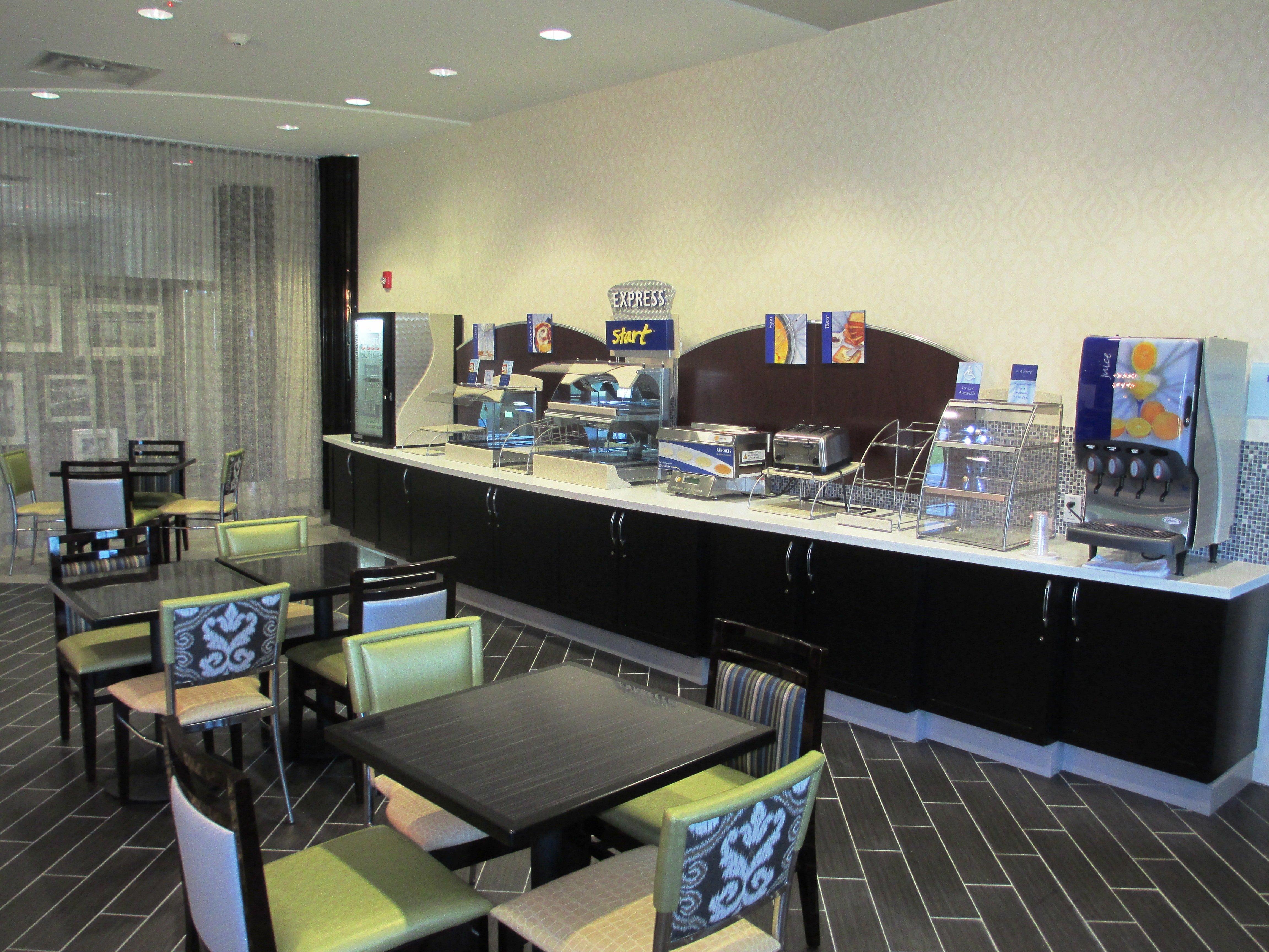 Express & Kansas Airport By Ihg 3* Kansas City