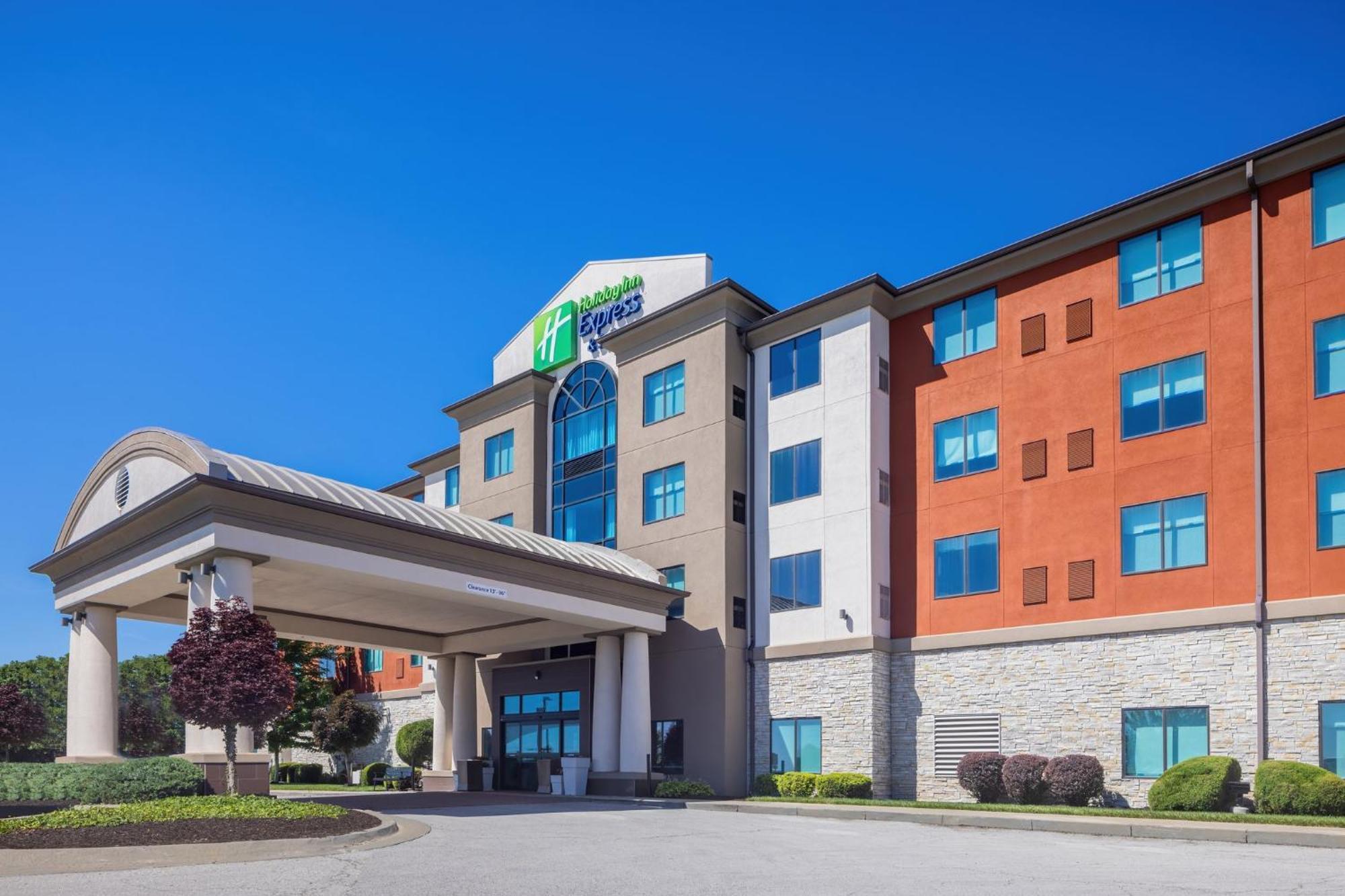 Hotel Express & Kansas Airport By Ihg Kansas City
